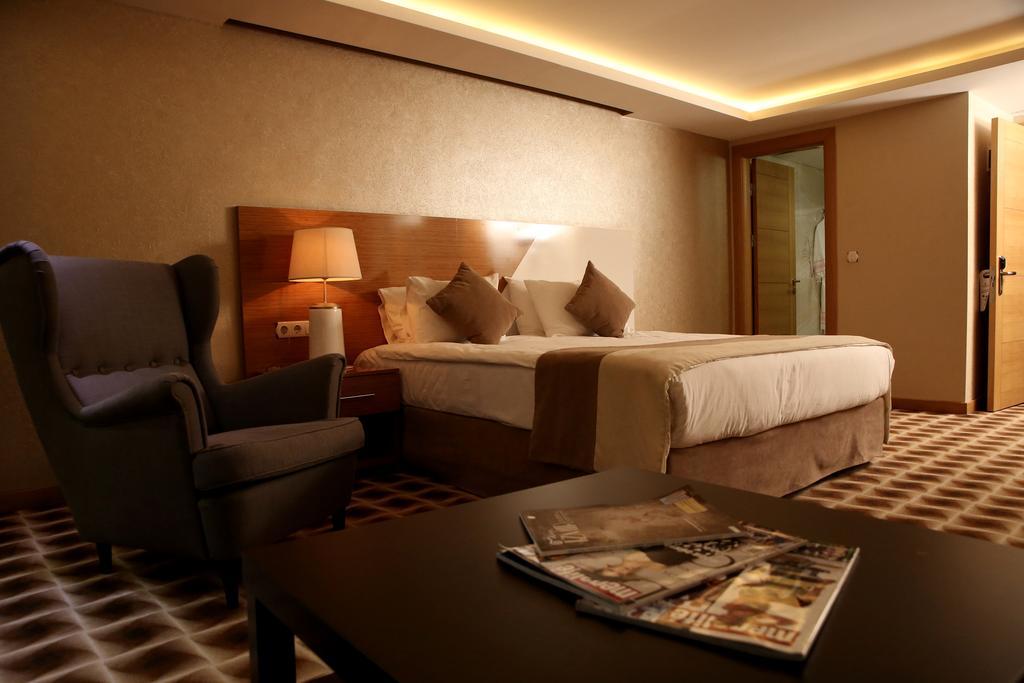 Way Hotel Esmirna Habitación foto