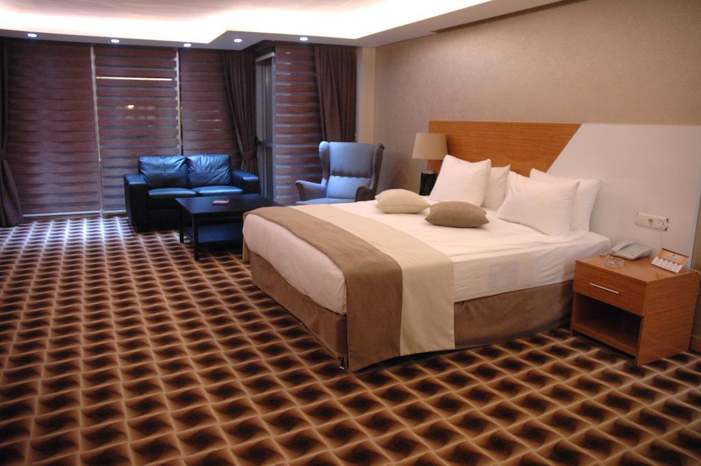 Way Hotel Esmirna Habitación foto