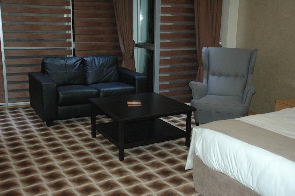 Way Hotel Esmirna Habitación foto